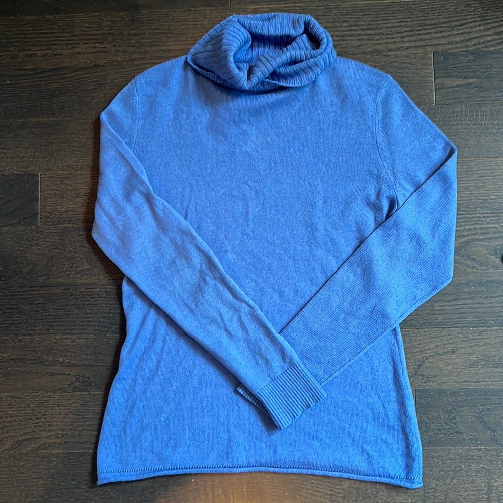 Light blue cashmere turtleneck sweater